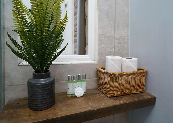 Cosy Close To The Nyugati Train Station Будапешт